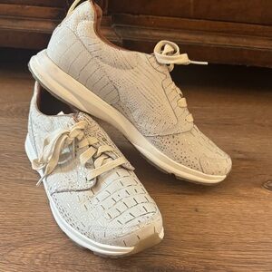 Ariat Cream Croc Print Sneakers for Women